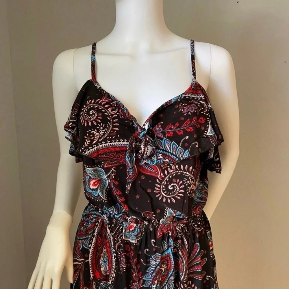 New Women’s Sleeveless Dress size 
Medium is available 
New with tags
Stretchy - Picture 2 of 9